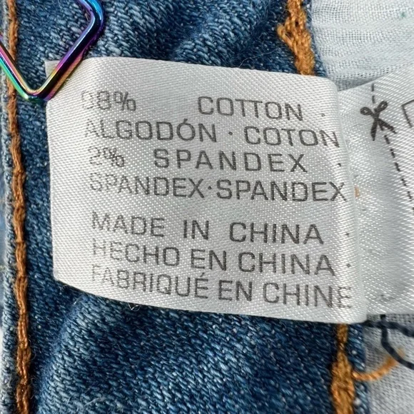 UNIONBAY Flare Distressed Denim Jeans Size 9 Women’s - Picture 6 of 7